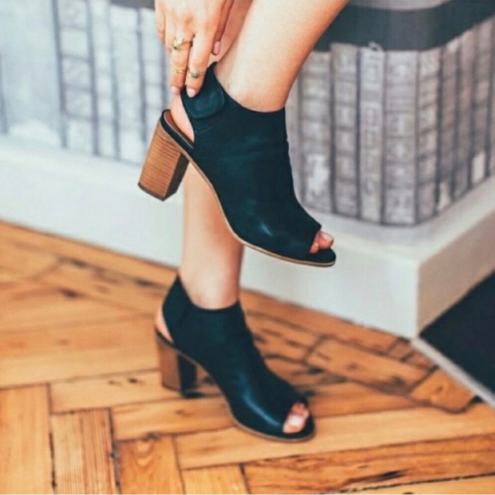 Steve Madden Nonstp heeled bootie